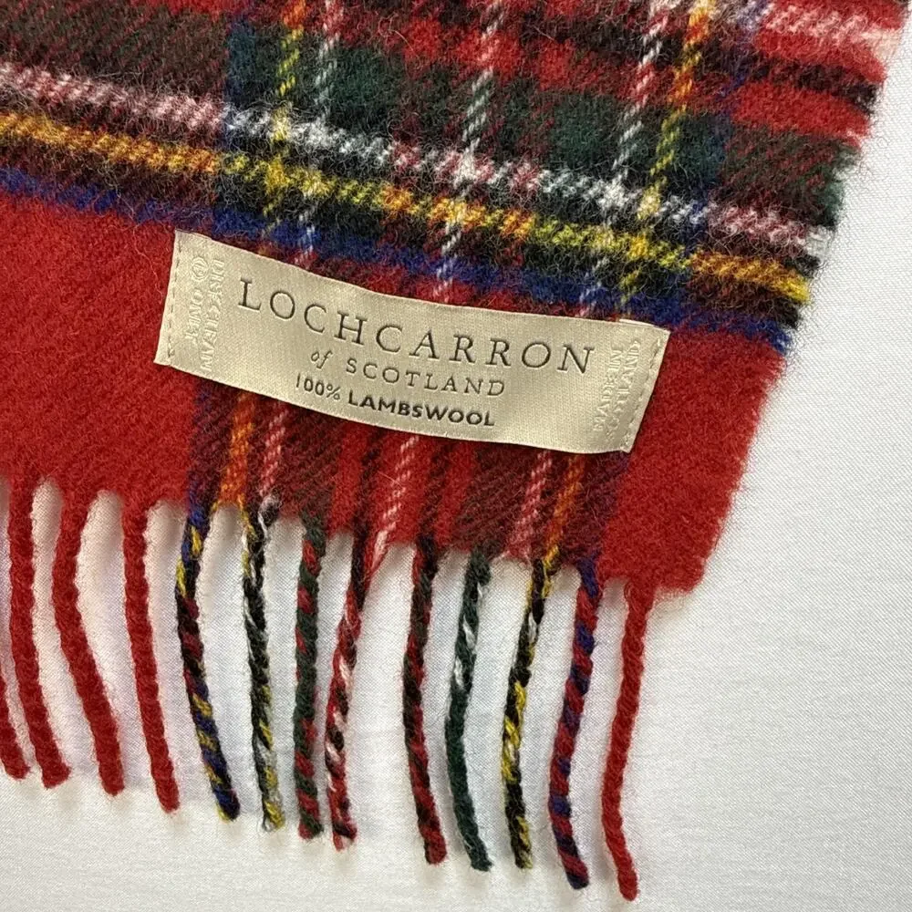 Lochcarron of Soctland Red Royal Tartan Plaid Lambswool Scarf Fringe Trim